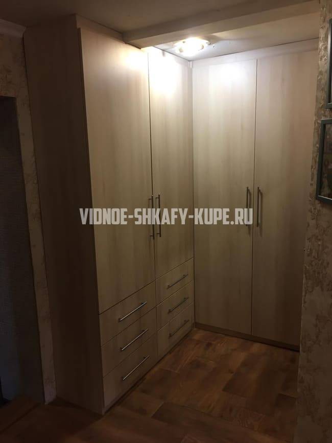 Распашные шкафы Видное